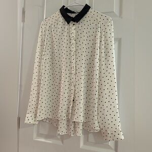Elegant Bershka blouse soft slightly beige on black dots, long sleeves